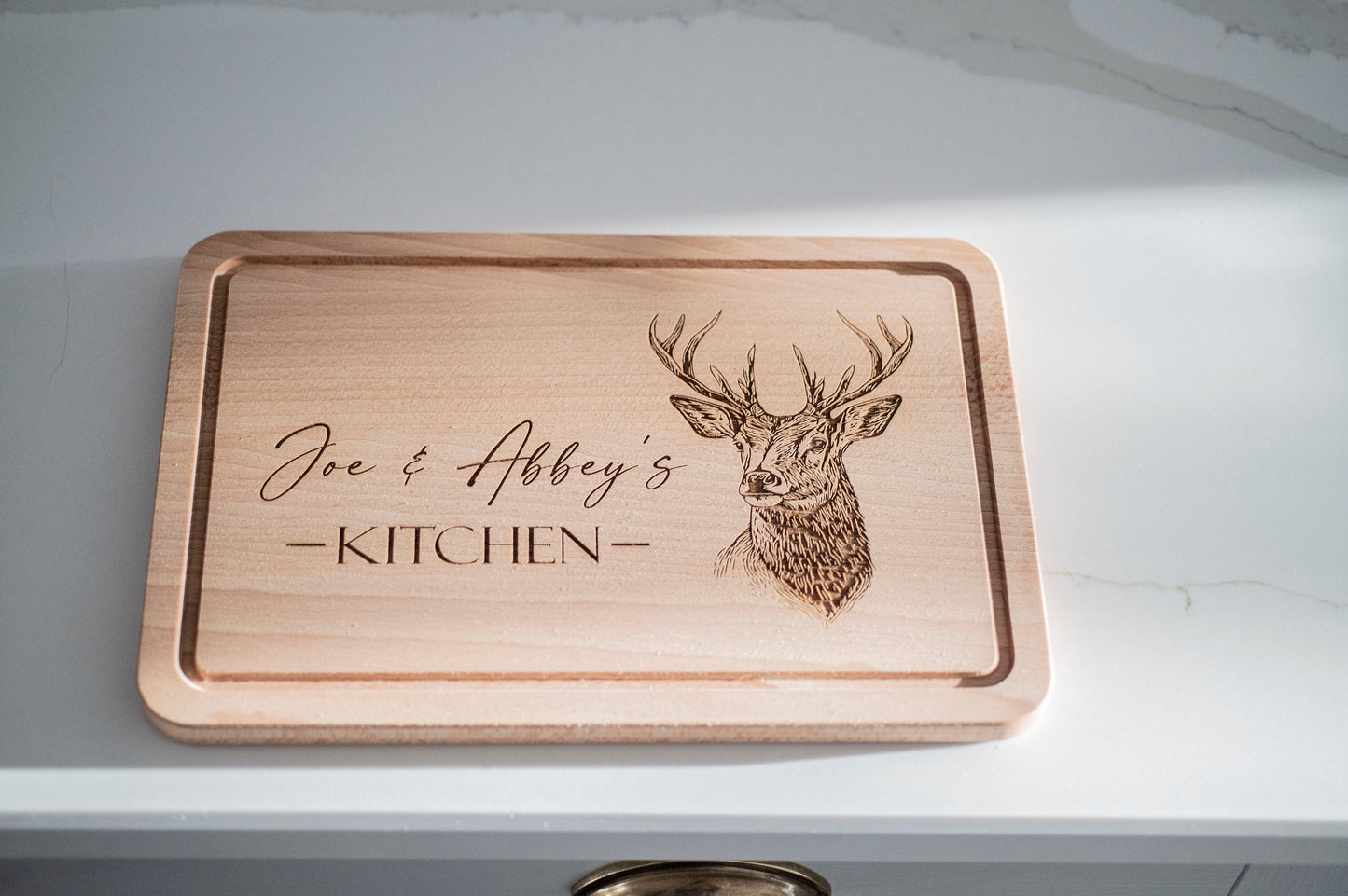 Personalized Stag Cutting Board: Engraved Beech Wood Serving Platter