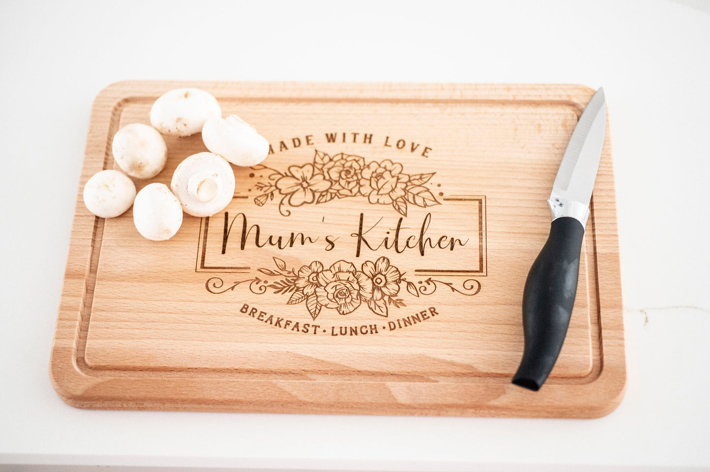 Personalized Kitchen cutting board - Mum's kitchen