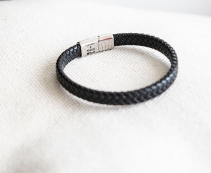 Silver Men's Hidden Message Bracelet - Leather bracelet for him