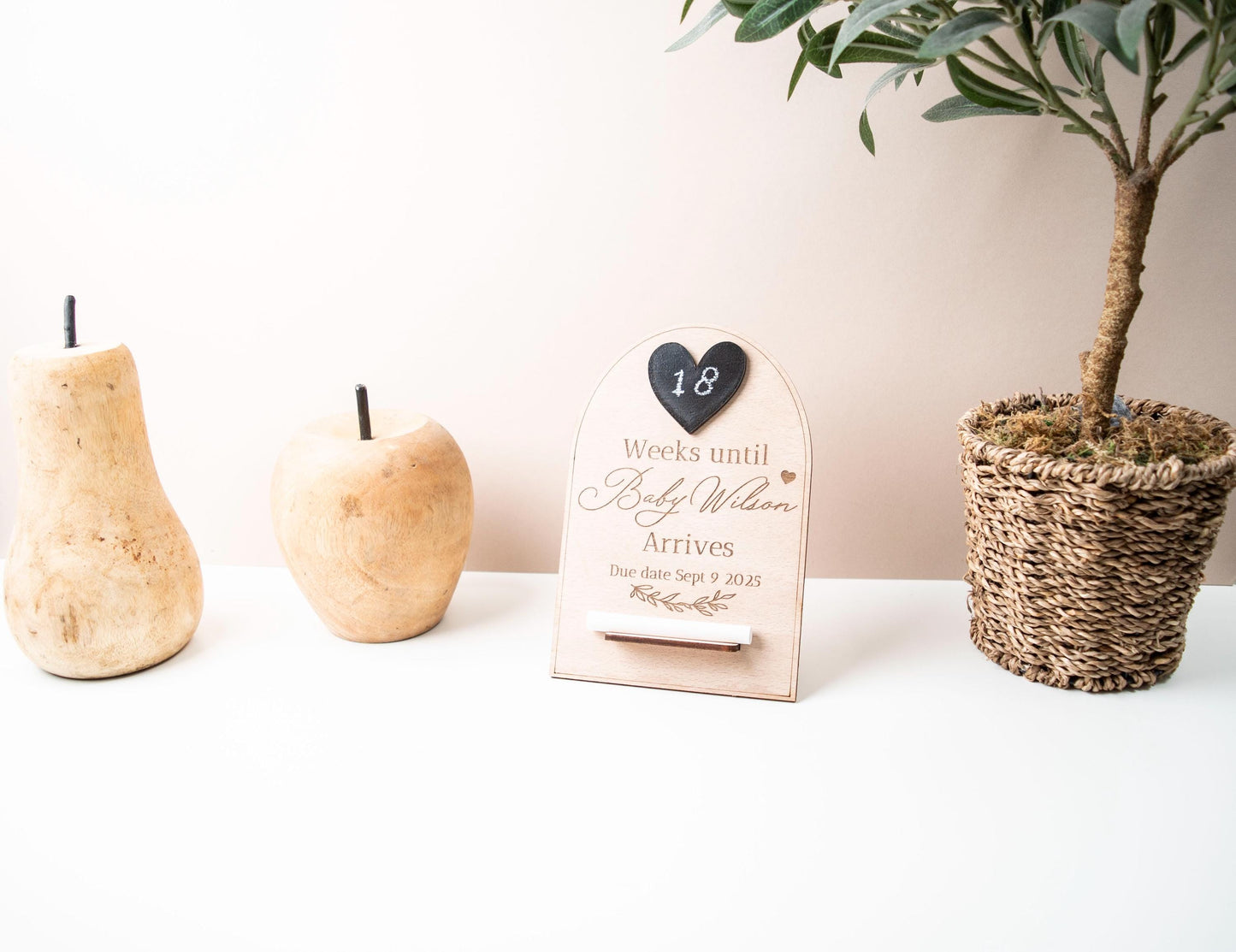 Baby countdown wooden & chalk ornament - Days until baby arrives